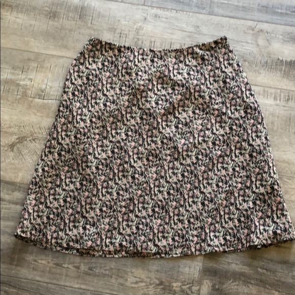Ann Taylor Factory Dresses & Skirts - Ann Taylor Factory Petites Skirt 8P